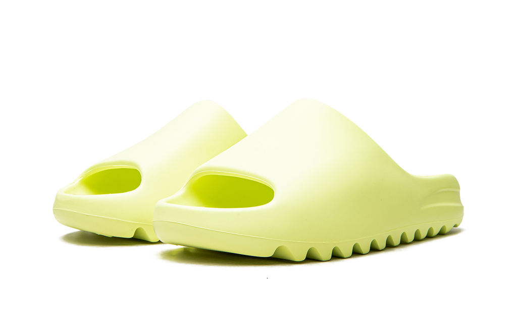 Yeezy Slide Glow GX6138