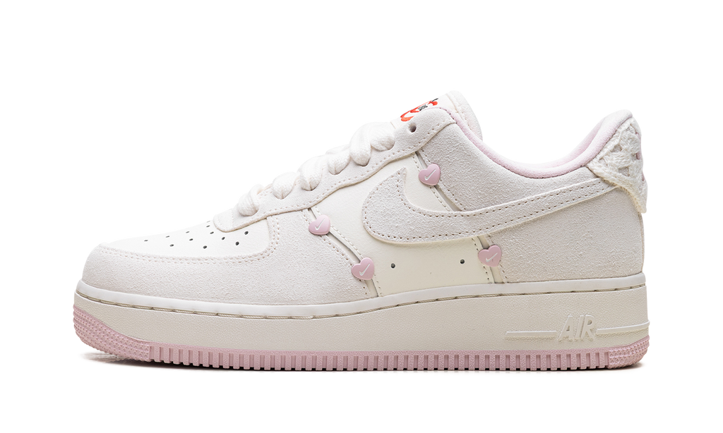 Nike Air Force 1 Low WMNS Valentine's Day HV5992 111