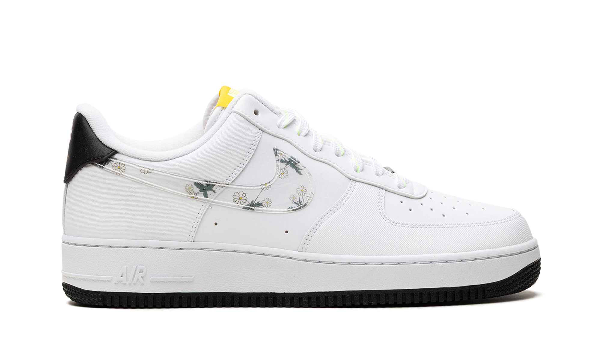 Nike Air Force 1 Daisy CW5571 100