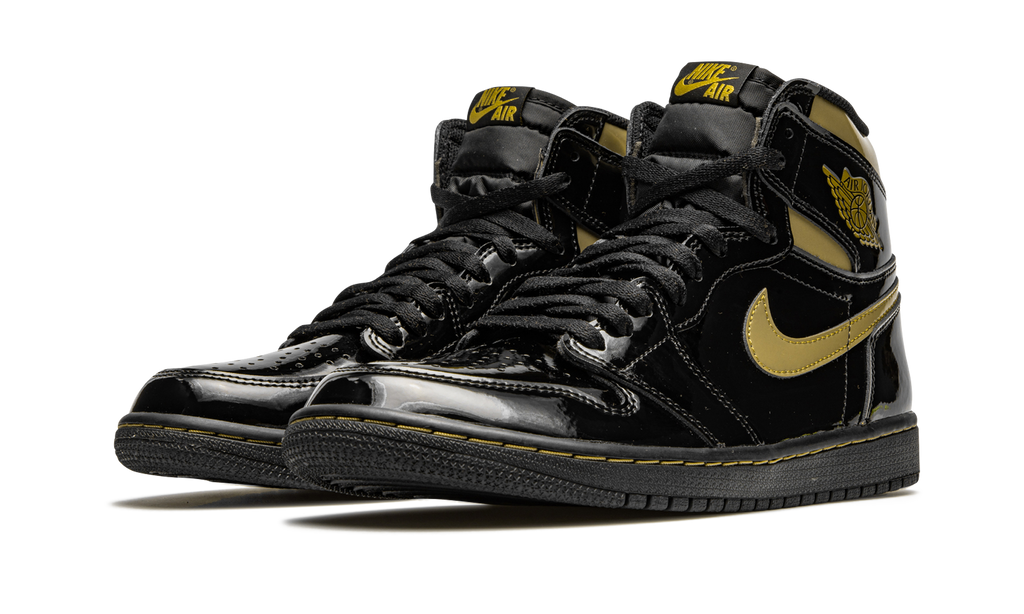 Air Jordan 1 Retro High OG Black Metallic Gold 555088 032