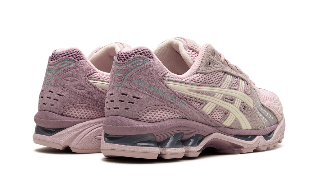 Asics GEL KAYANO 14 WMNS BARELY ROSE CREAM 1202A105 700