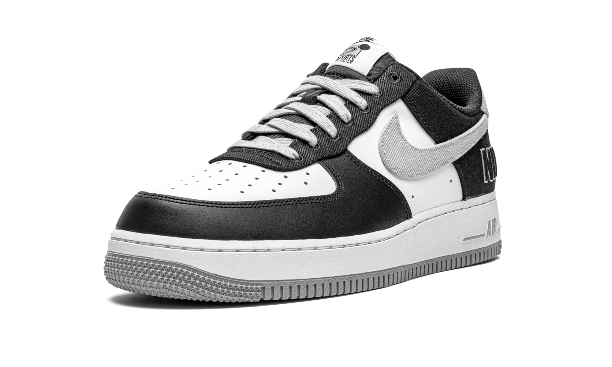 Nike Air Force 1 '07 EMB CT2301 001