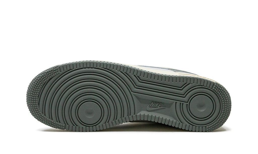 Nike Air Force 1 Low LX Mica Green DV7186 300
