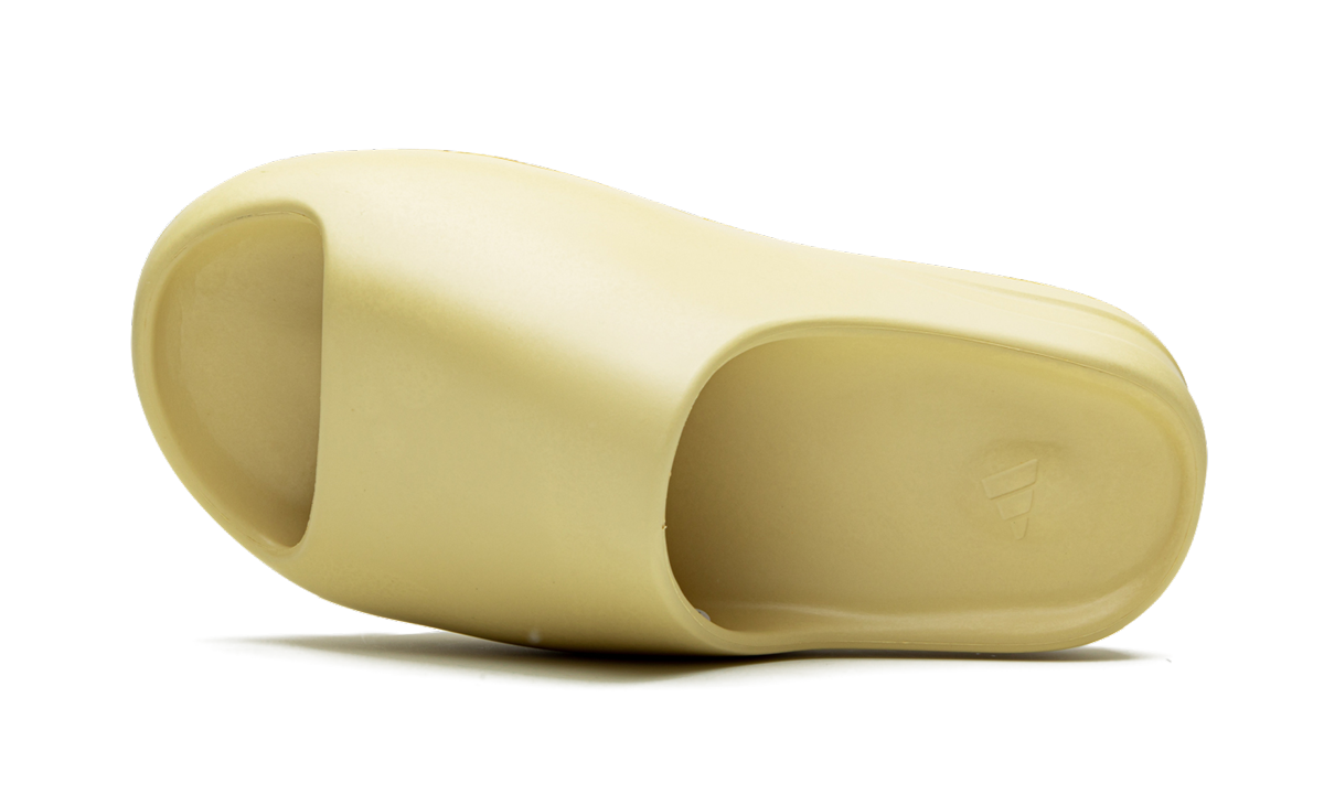Yeezy Slide Desert Sand FW6344