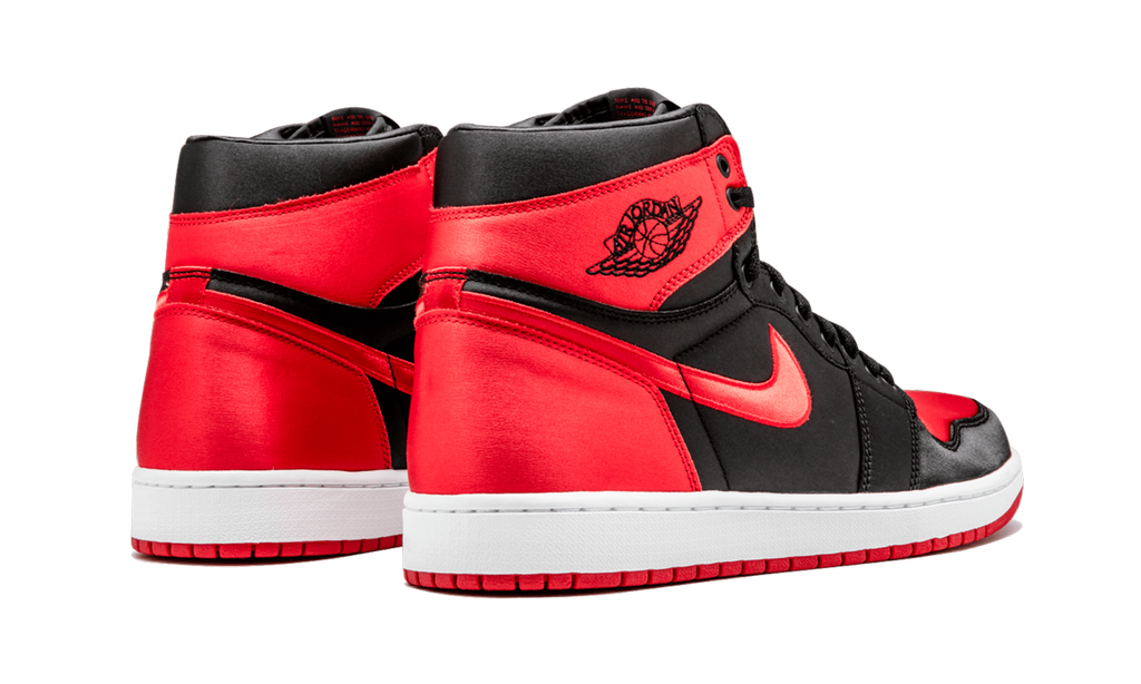 Air Jordan 1 Retro High OG SE Satin Banned 917359 001