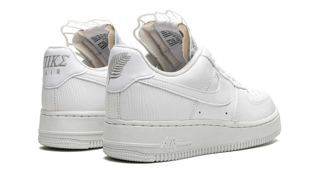 Nike AIR FORCE 1 MNS WMNS Goddess of Victory