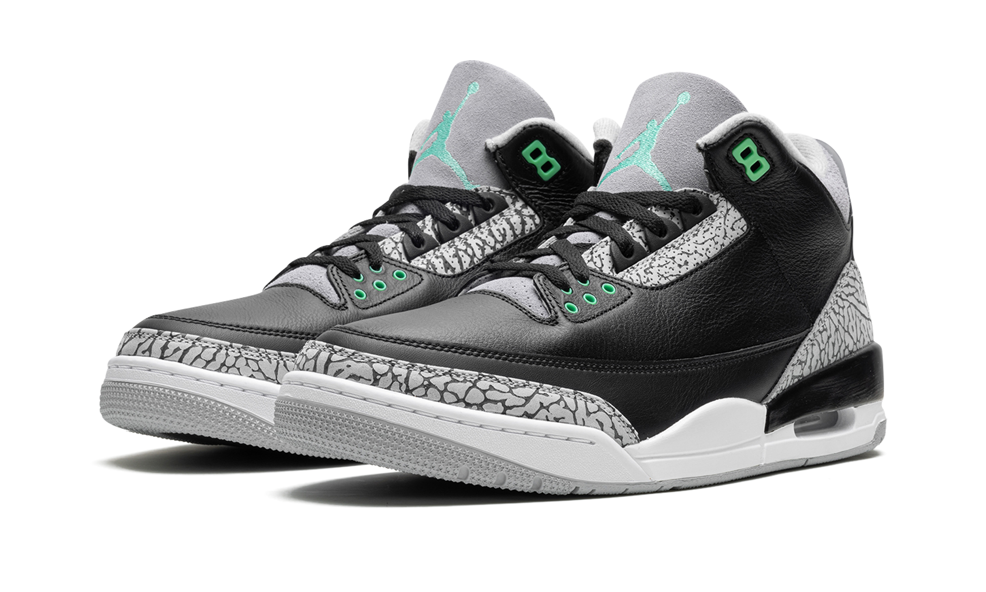 Air Jordan 3 Retro Green Glow CT8532 031