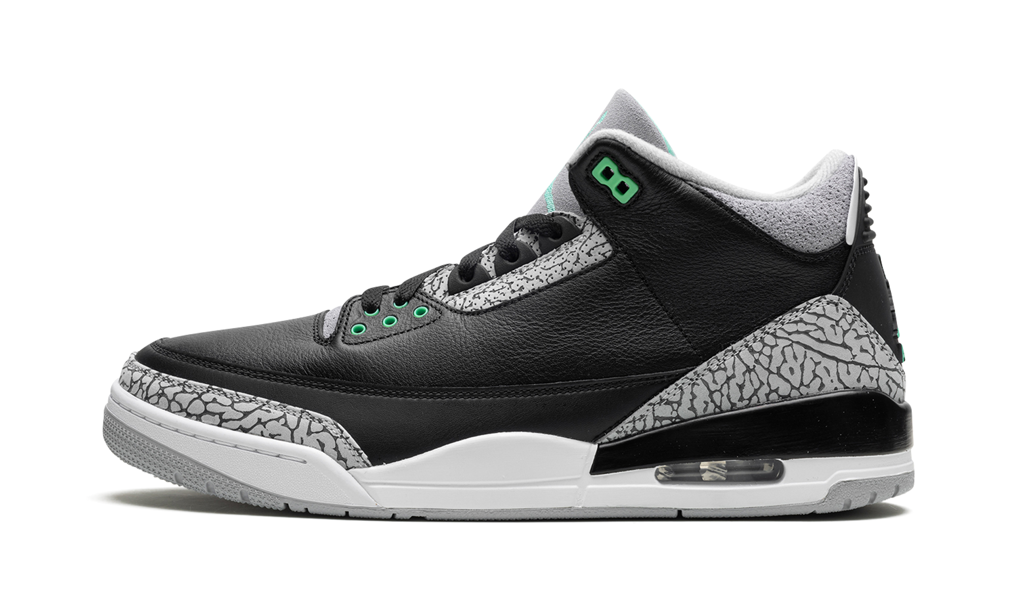 Air Jordan 3 Retro Green Glow CT8532 031