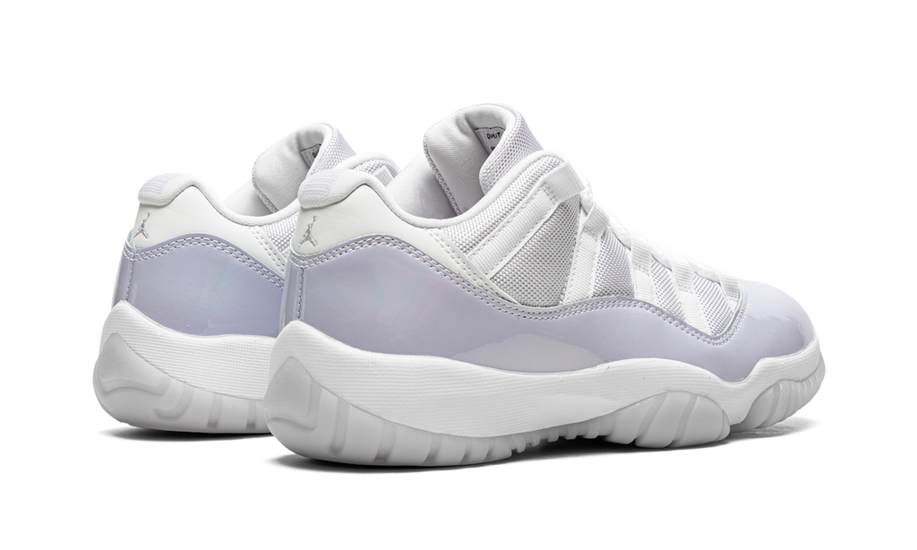 AIR JORDAN 11 LOW WMNS Pure Violet AH7860 101