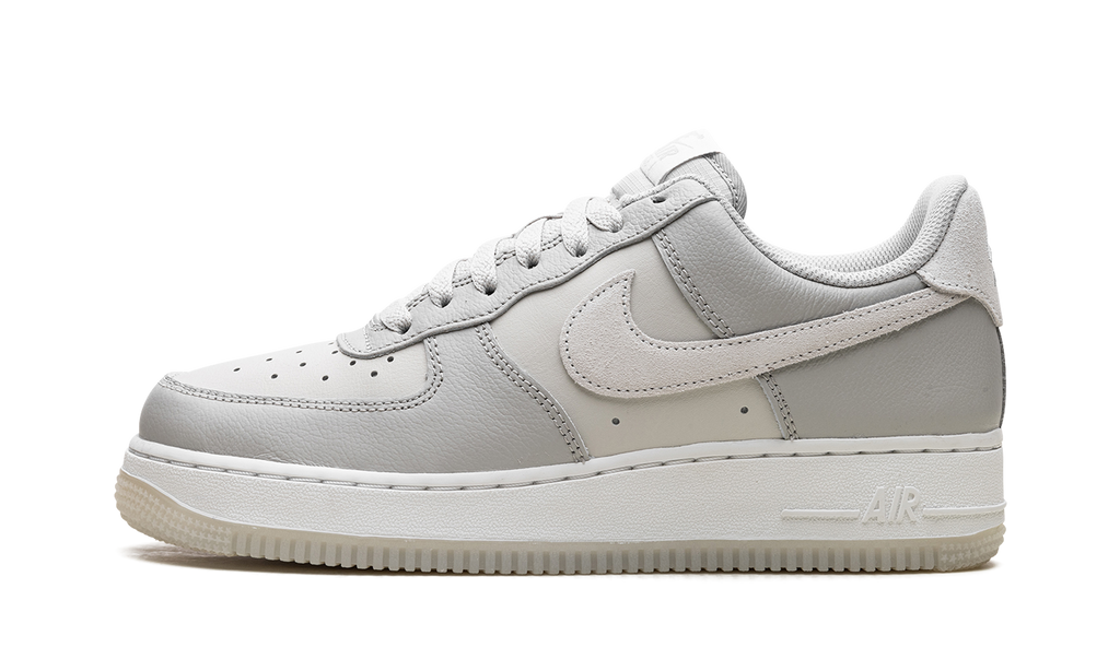 Nike Air Force 1 '07 Light Bone FN5832 001