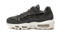 Nike AIR MAX 95 SE MNS WMNS AQ4138 001
