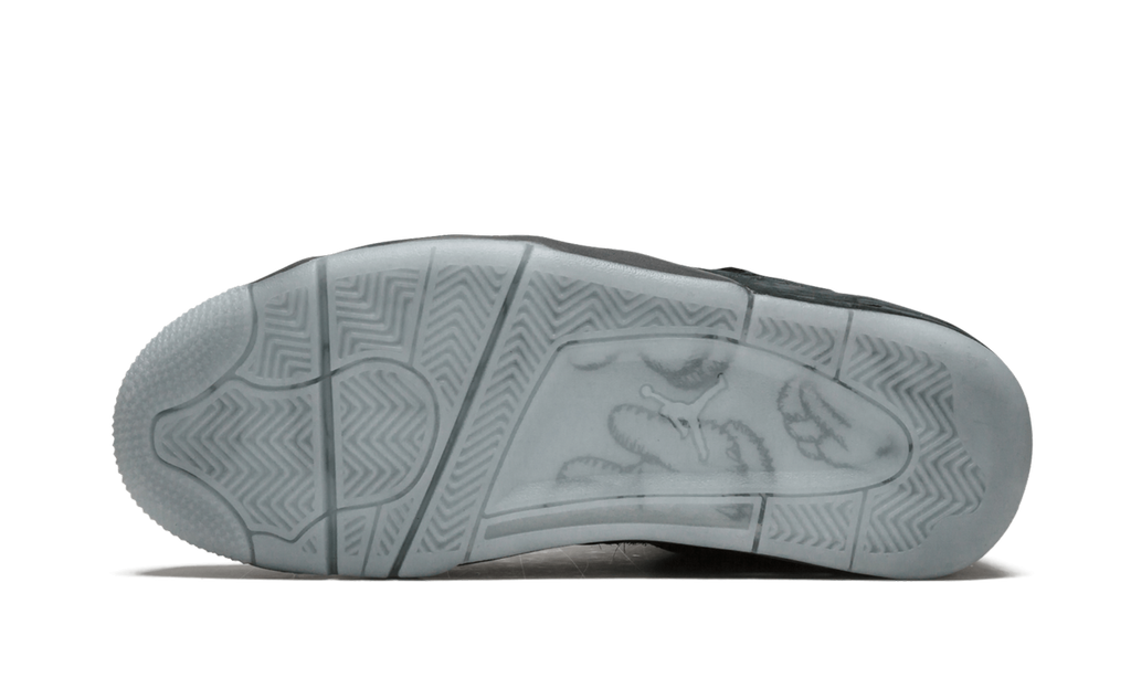 Air Jordan 4 Retro Kaws - Black 930155 001