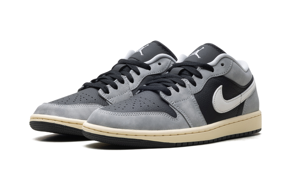 Air Jordan 1 Low SE Light Smoke Grey HQ2010 012