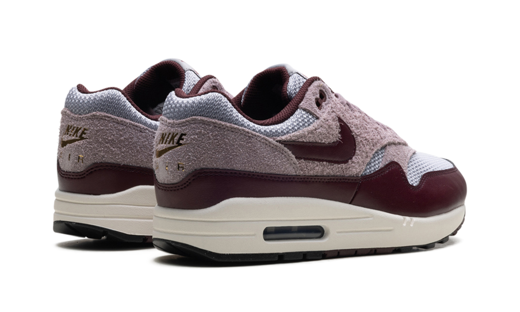 Nike Air Max 1 ESS PRM CEMENT GREY/BURGUNDY CRUSH FQ7327 001