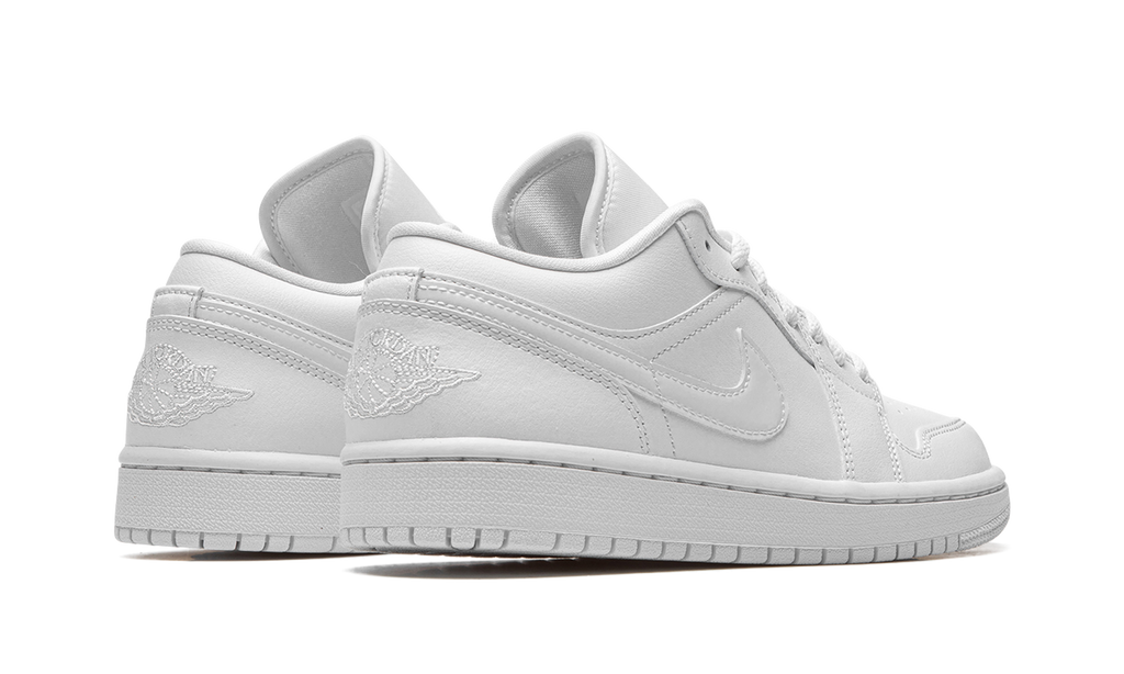 AIR JORDAN 1 Low WMNS Triple White DV0990 111