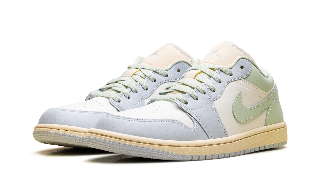 Air Jordan 1 Low WMNS Sail Jade Aura DC0774 108