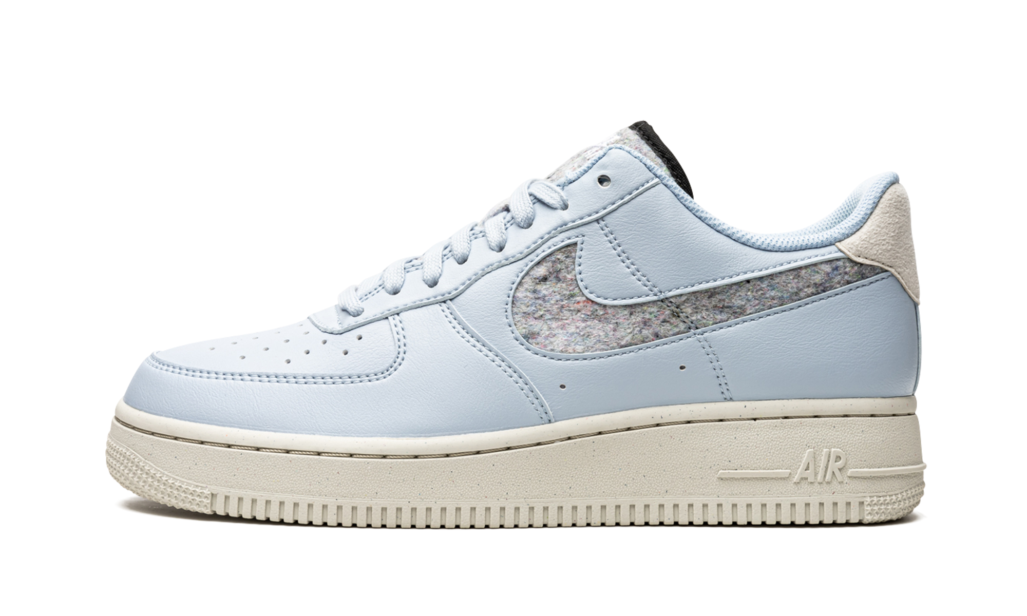 Nike AIR FORCE 1 LO 07 SE () WMNS Light Armory Blue
