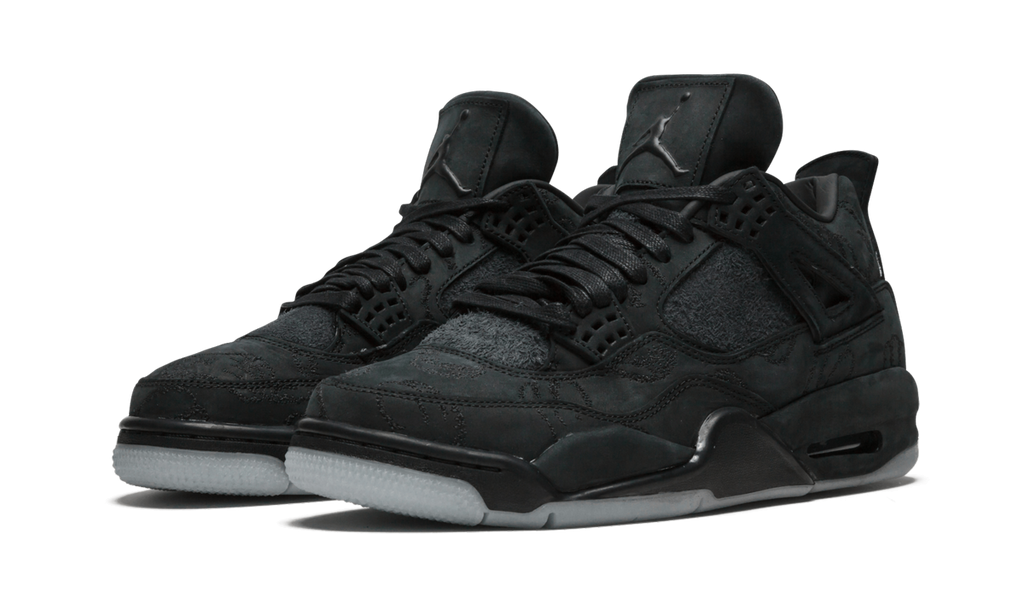 Air Jordan 4 Retro Kaws - Black 930155 001