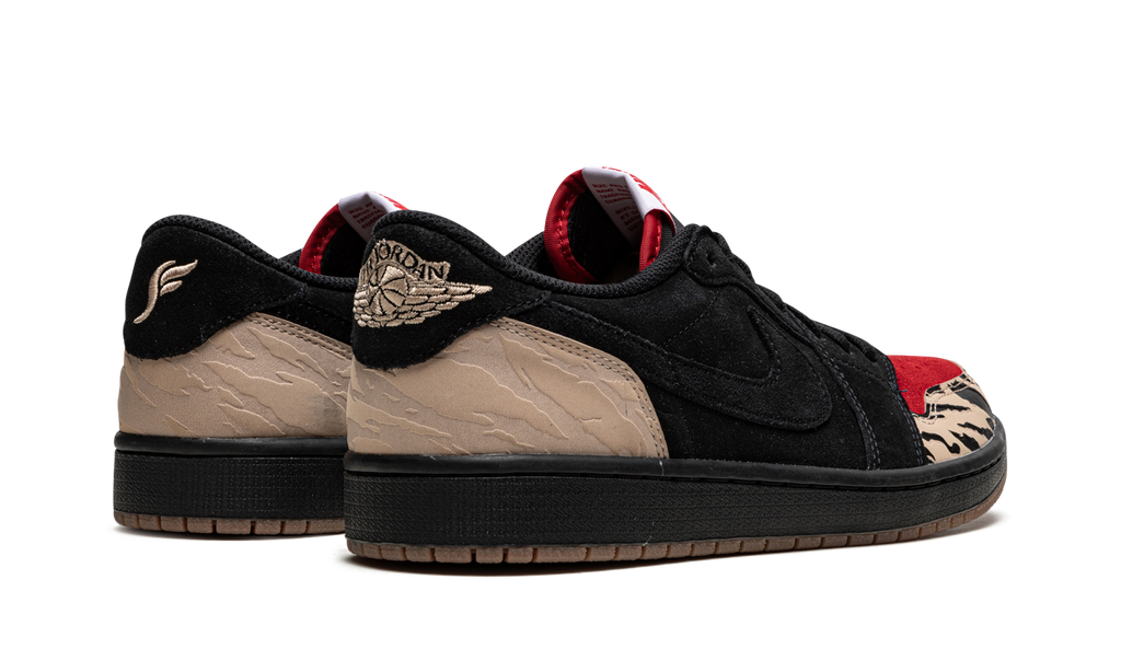 Air Jordan 1 Low SP SoleFly - Carnivore DN3400 001