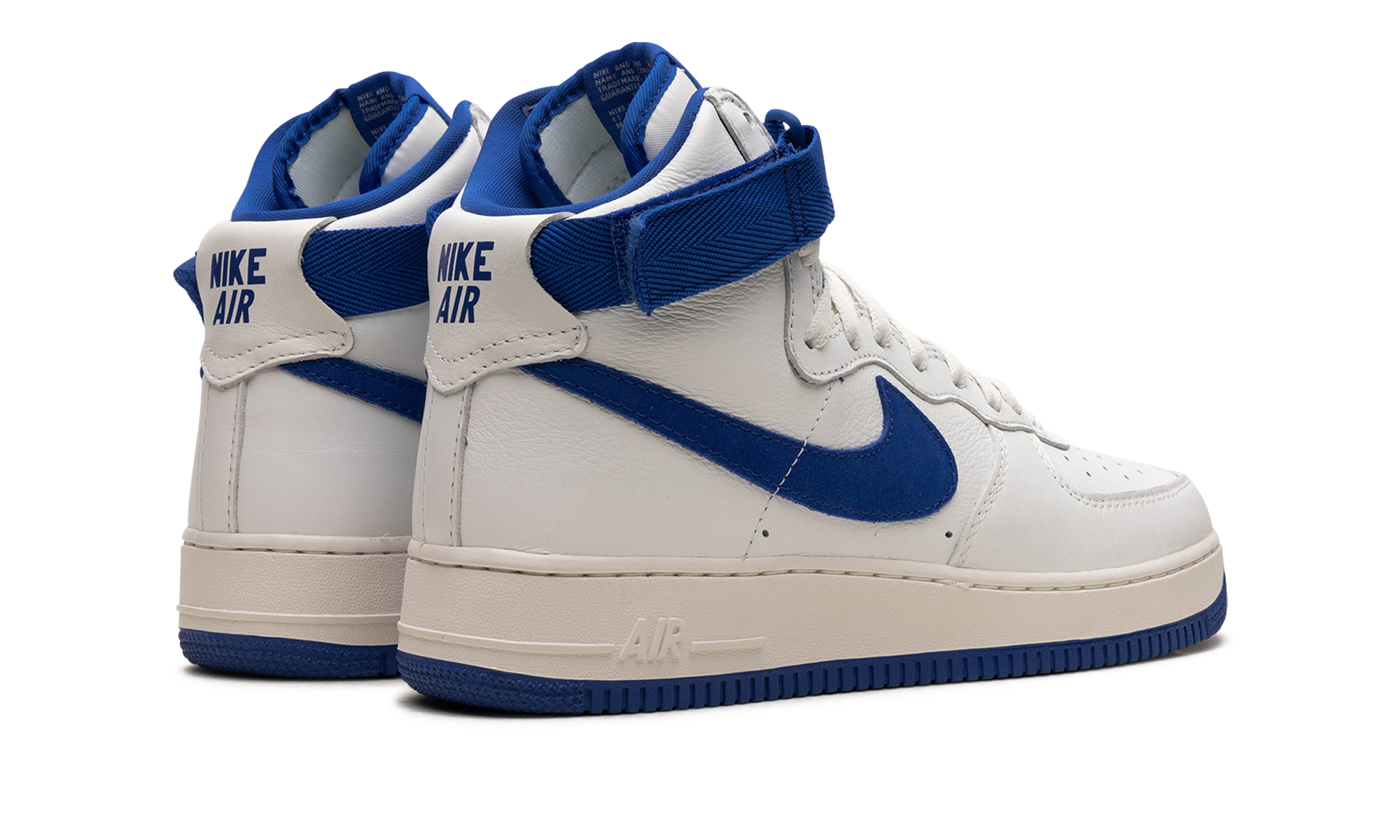 Nike Air Force 1 Hi Retro QS 743546 103