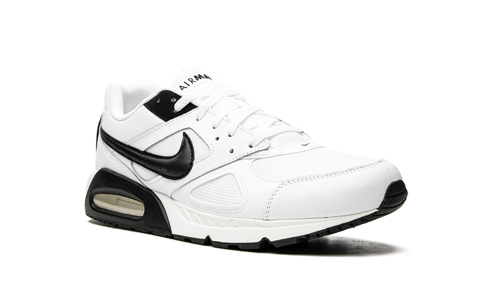 Nike Air Max IVO 580518 106
