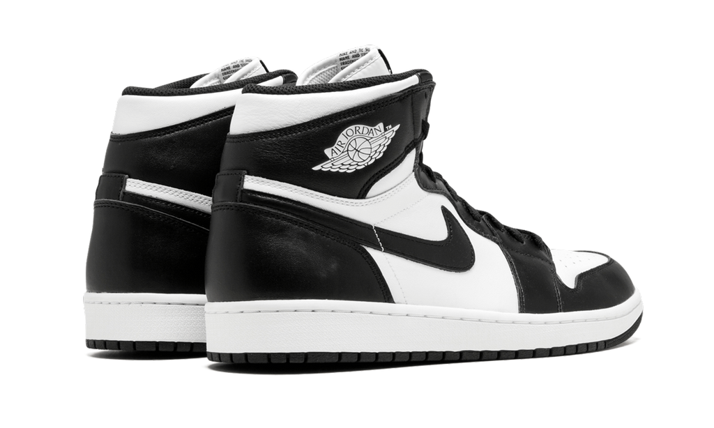 Air Jordan 1 Retro High OG Black / White 2014 555088 010