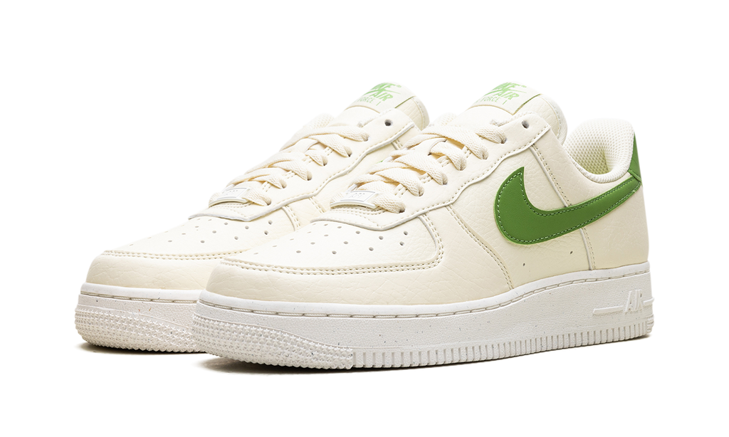 Nike NIKE AIR FORCE 1 '07 LO WMNS COCONUT MILK DV3808 102