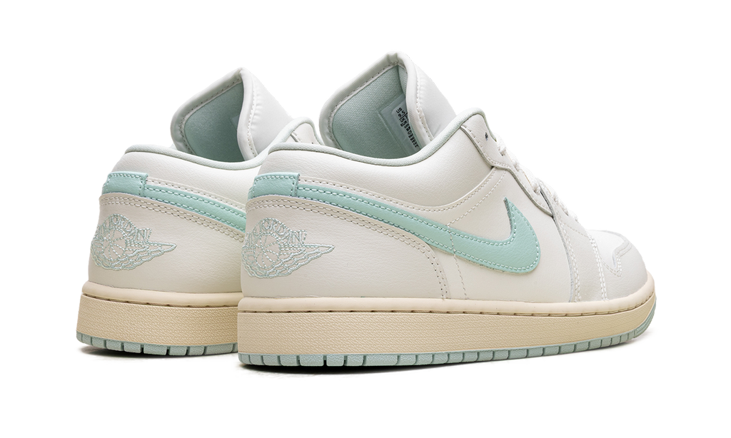 Jordan 1 Low WMNS Sail Igloo DC0774 134