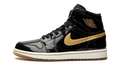 Air Jordan 1 Retro High OG Black/Metallic Gold 555088 019