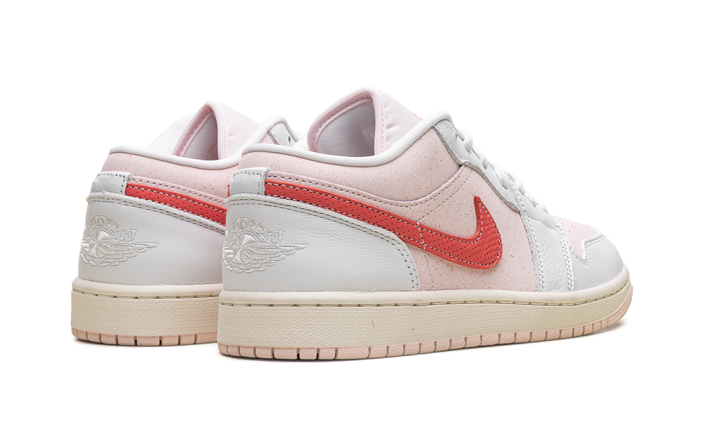 Air Jordan 1 Low WMNS Strawberry MIlkshake IB8156 133
