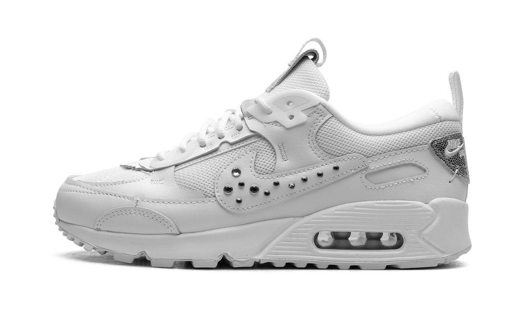 Nike AIR MAX 90 FUTURA WMNS Studded Swoosh FQ8888 100