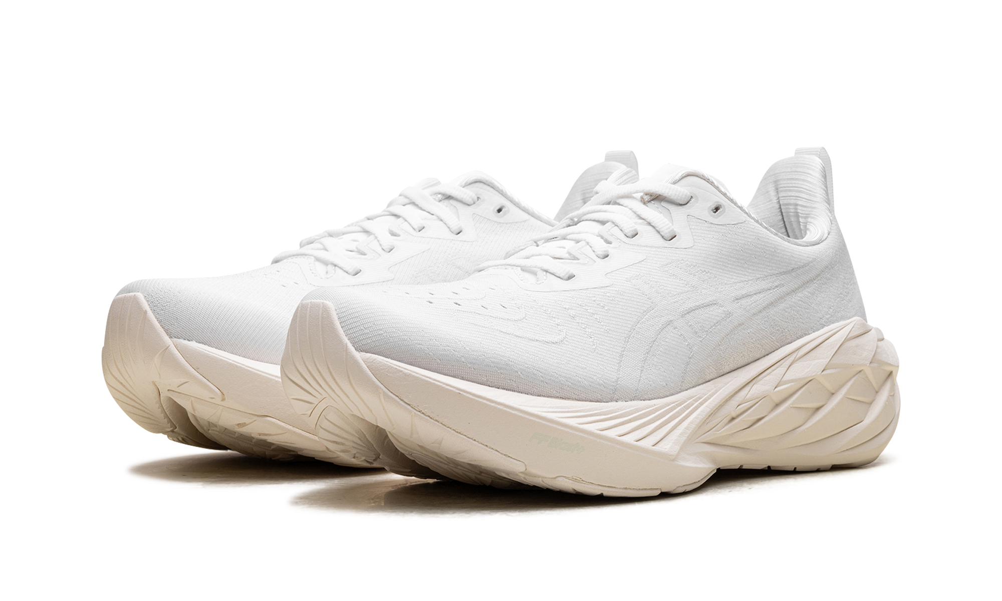 Asics Novablast 4 White / White 1011B693 102