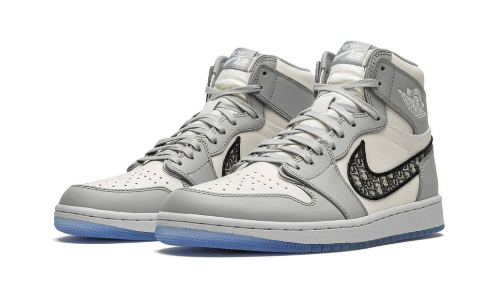 Air Jordan 1 Retro High Dior CN8607 002