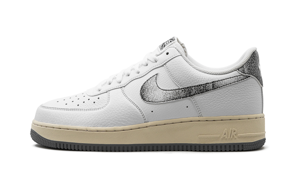 Nike Air Force 1 Low Classics DV7183 100