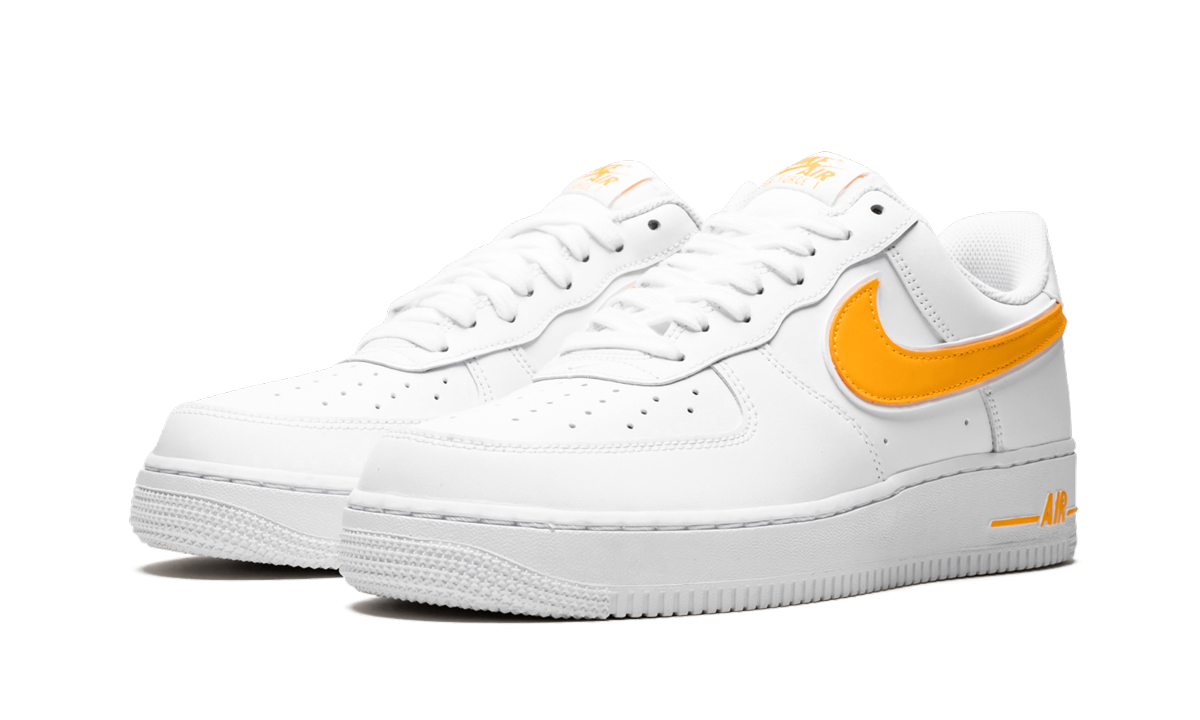Nike Air Force 1 07 3 University Gold AO2423 105