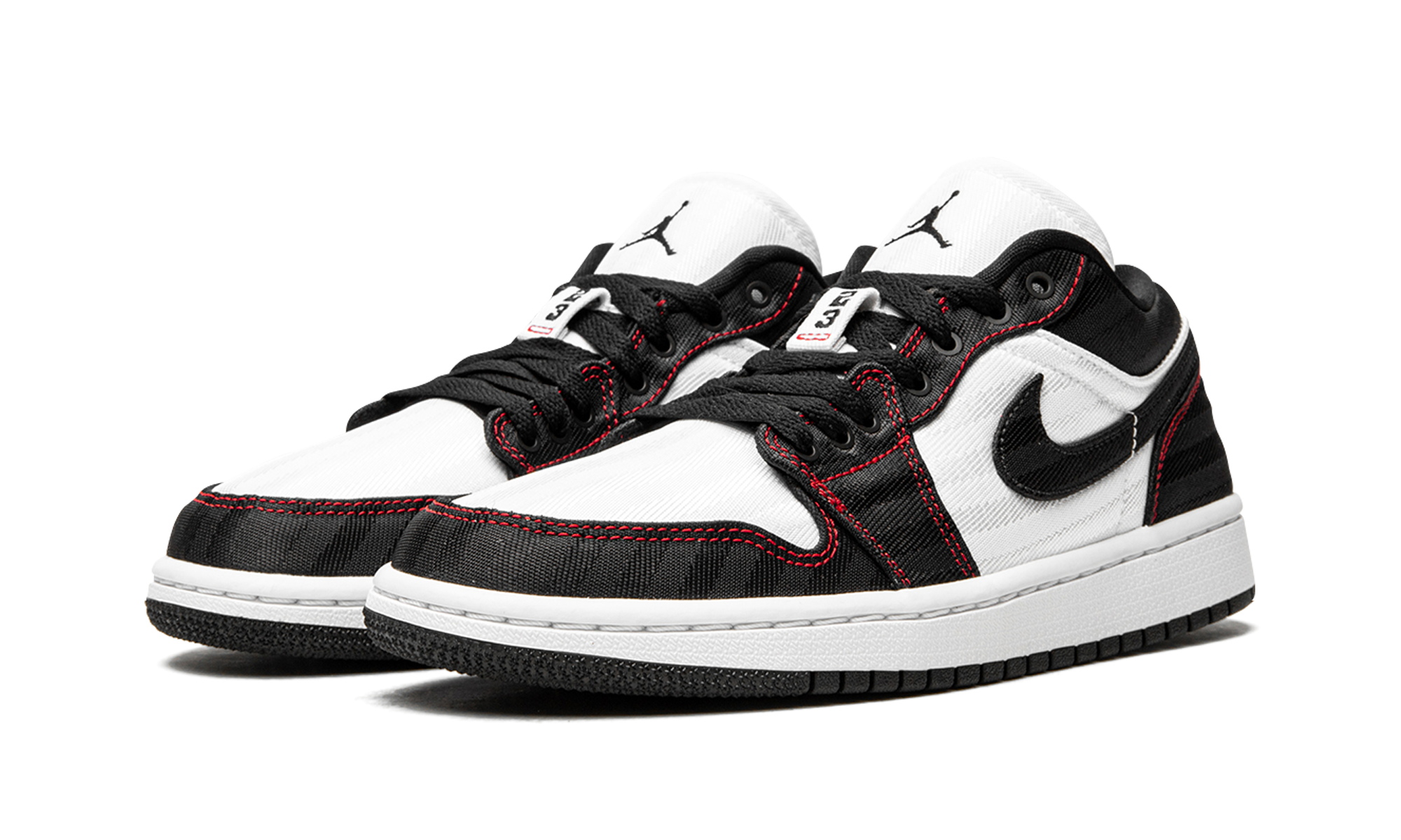 AIR JORDAN 1 LO SE UTL WMNS White / Black / Red DD9337 106