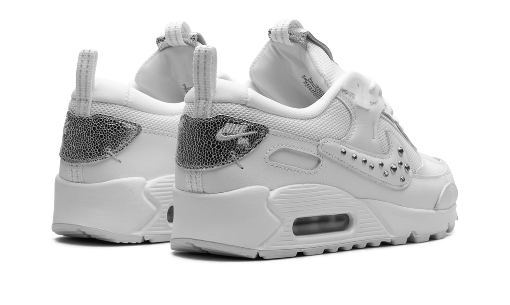 Nike AIR MAX 90 FUTURA WMNS Studded Swoosh FQ8888 100