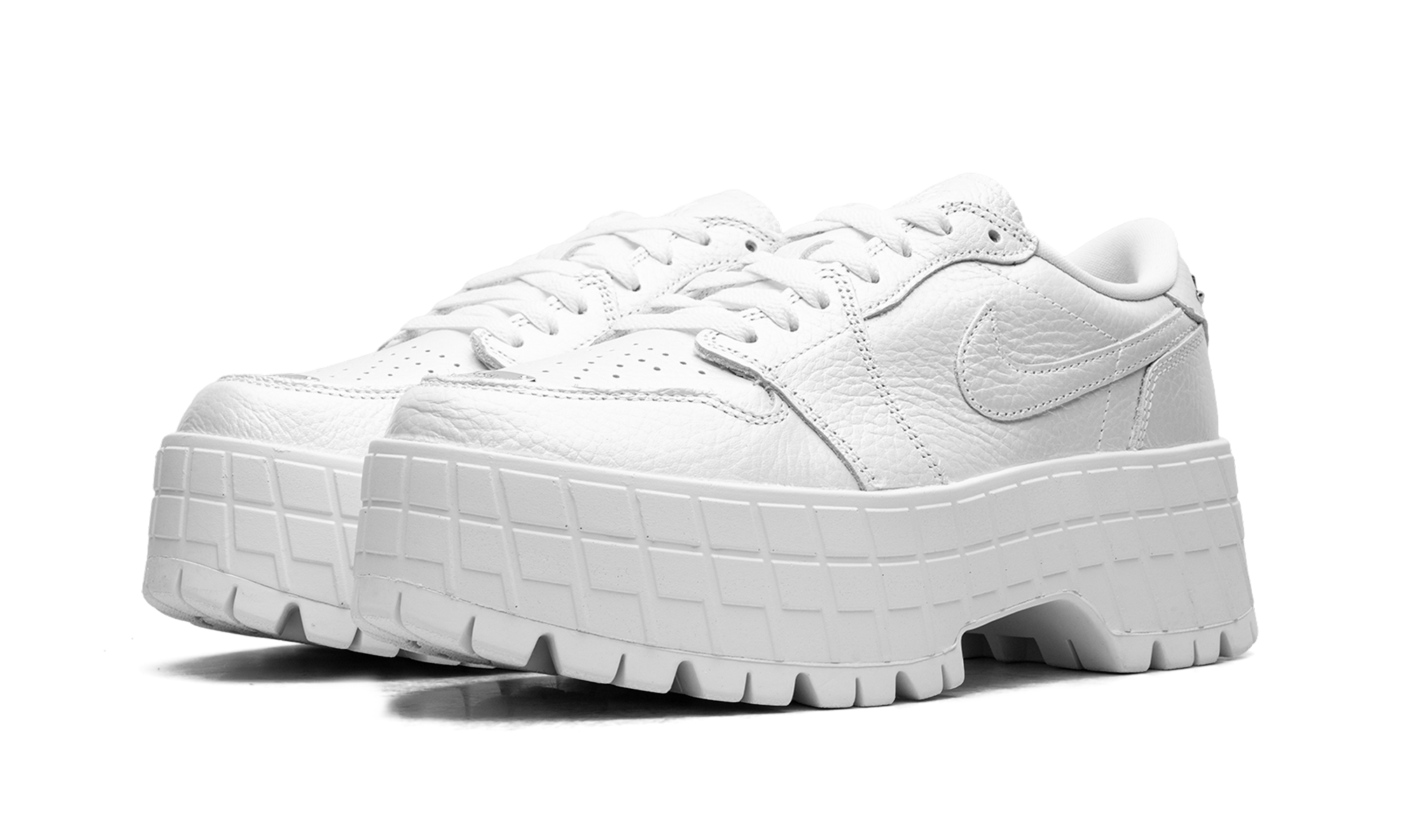 Jordan 1 Brooklyn Low WMNS White Metallic Silver HF3184 100
