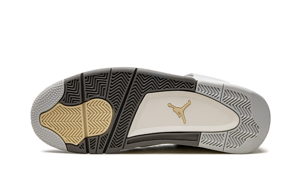 Jordan 4 Retro SE Craft Photon Dust DV3742 021