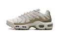 Nike Air Max Plus WMNS Light Bone / Honeydew / Alligator DX8954 001