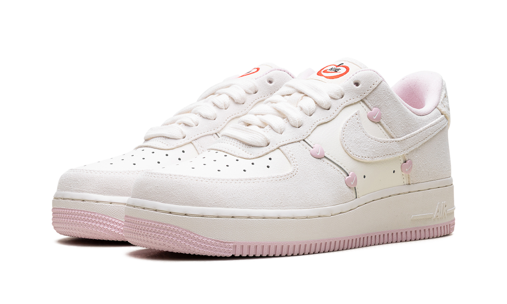 Nike Air Force 1 Low WMNS Valentine's Day HV5992 111