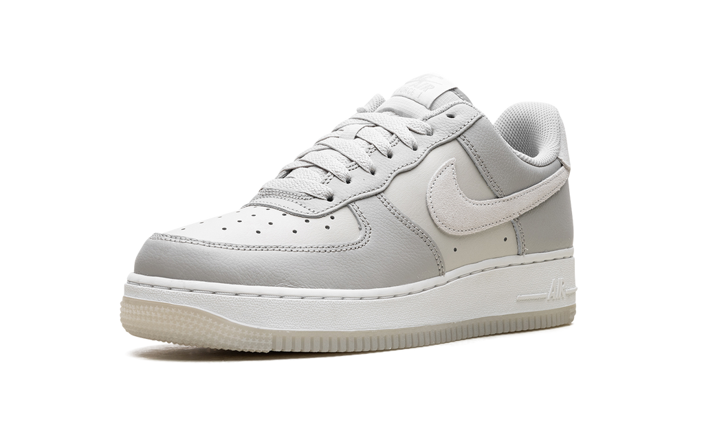 Nike Air Force 1 '07 Light Bone FN5832 001
