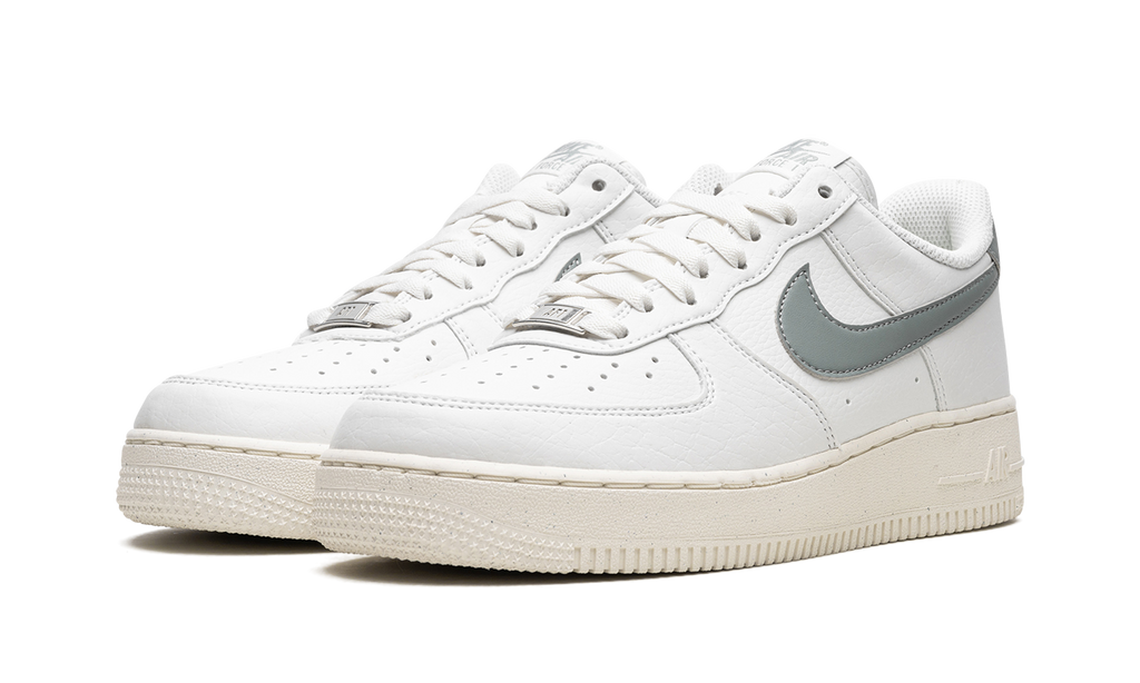 Nike AIR FORCE 1 '07 NEXT NATURE MNS WMNS Mica Green DN1430 107
