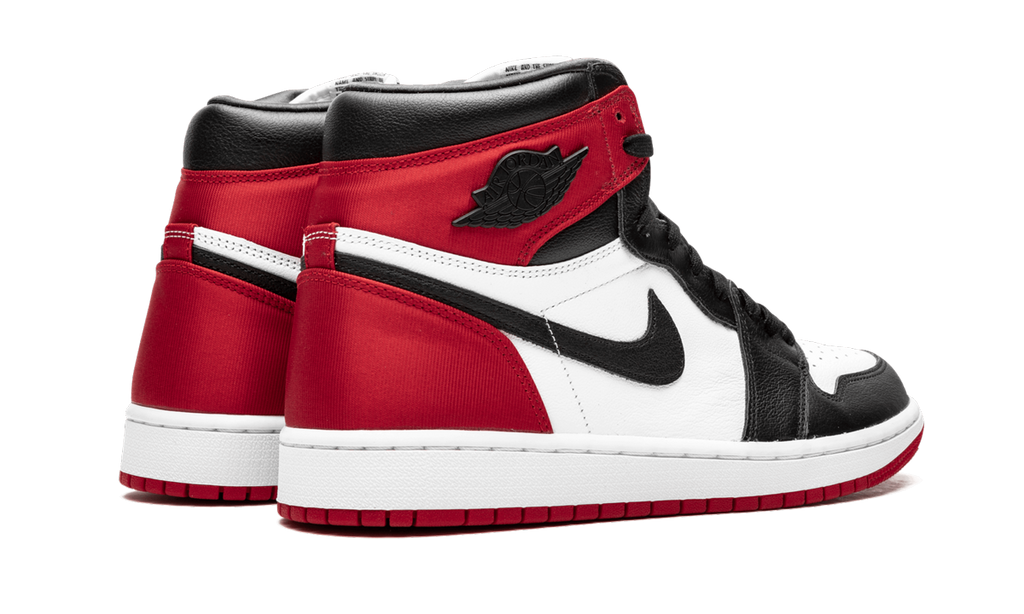 AIR JORDAN 1 HIGH OG WMNS Satin Black Toe CD0461 016