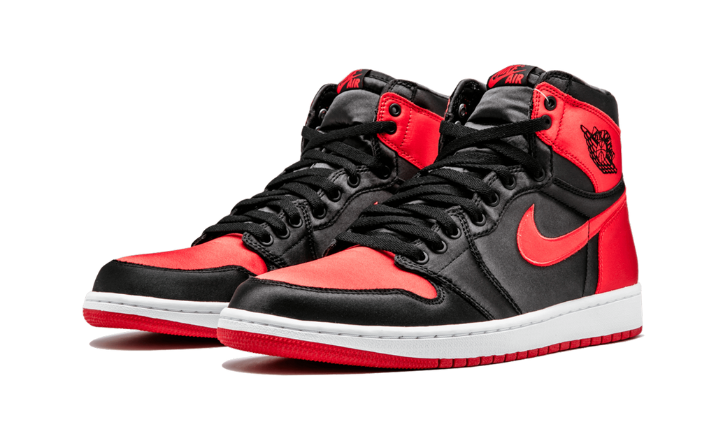 Air Jordan 1 Retro High OG SE Satin Banned 917359 001