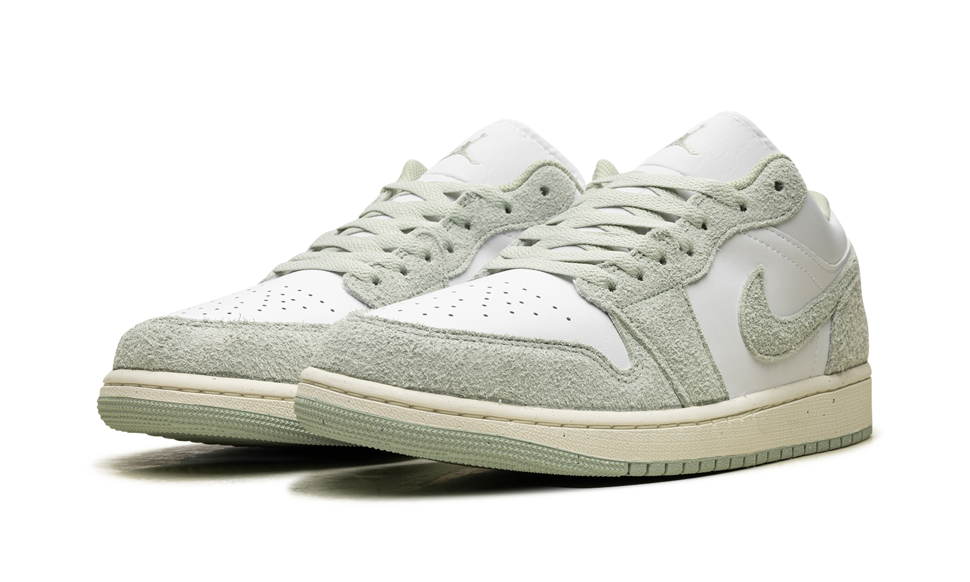 Air Jordan 1 Low SE Seafoam FN5214 131