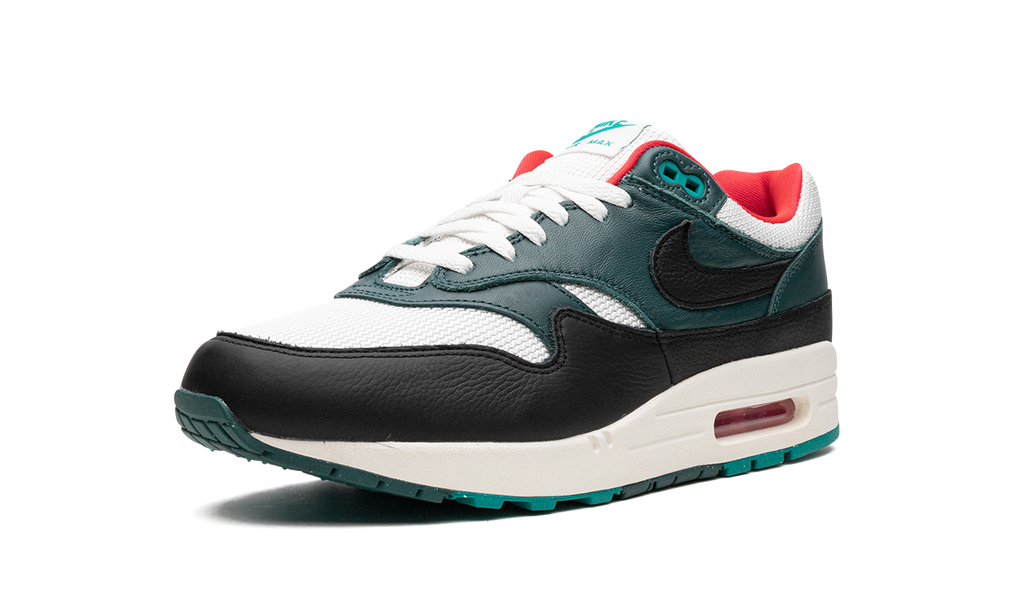 Nike Air Max 1 LeBron James x Liverpool FB8914 100