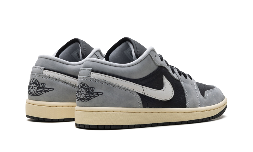Air Jordan 1 Low SE Light Smoke Grey HQ2010 012