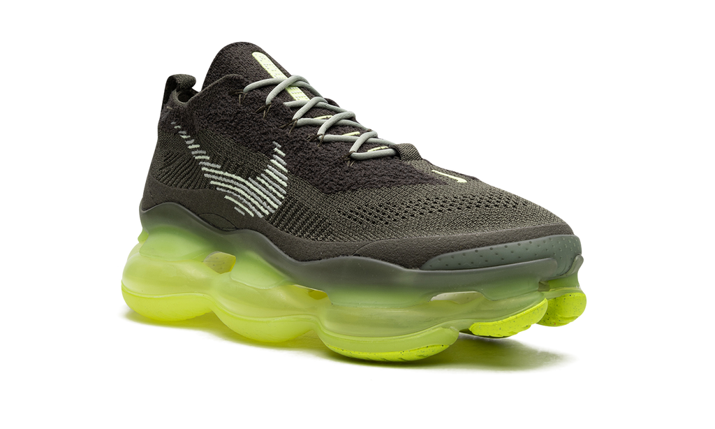 Nike Air Max Scorpion FlyKnit Barely Volt DJ4701 300