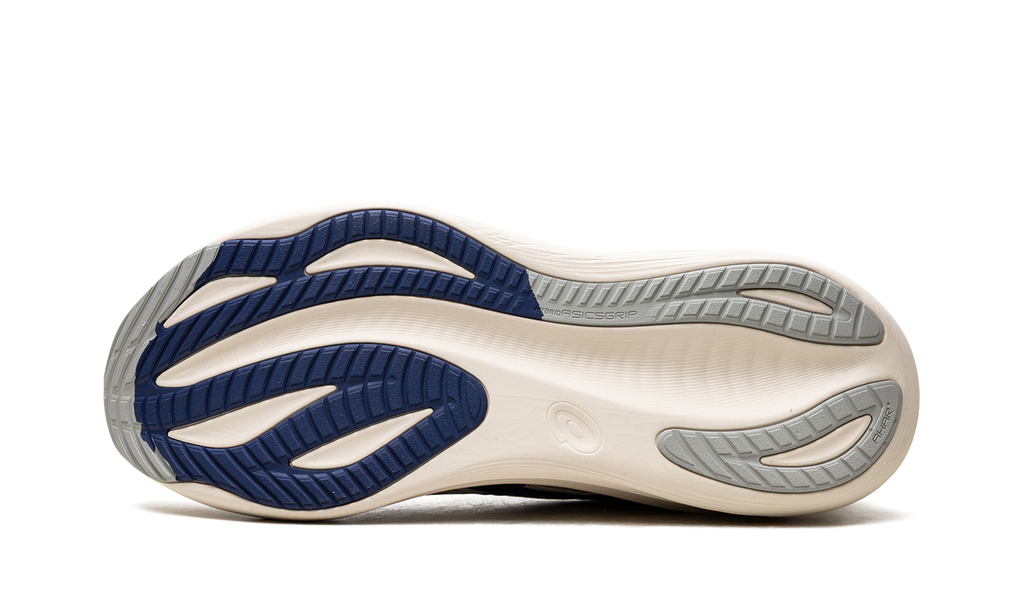 Asics Gel-Nimbus 27 ASICS Track Club 1011C028 200